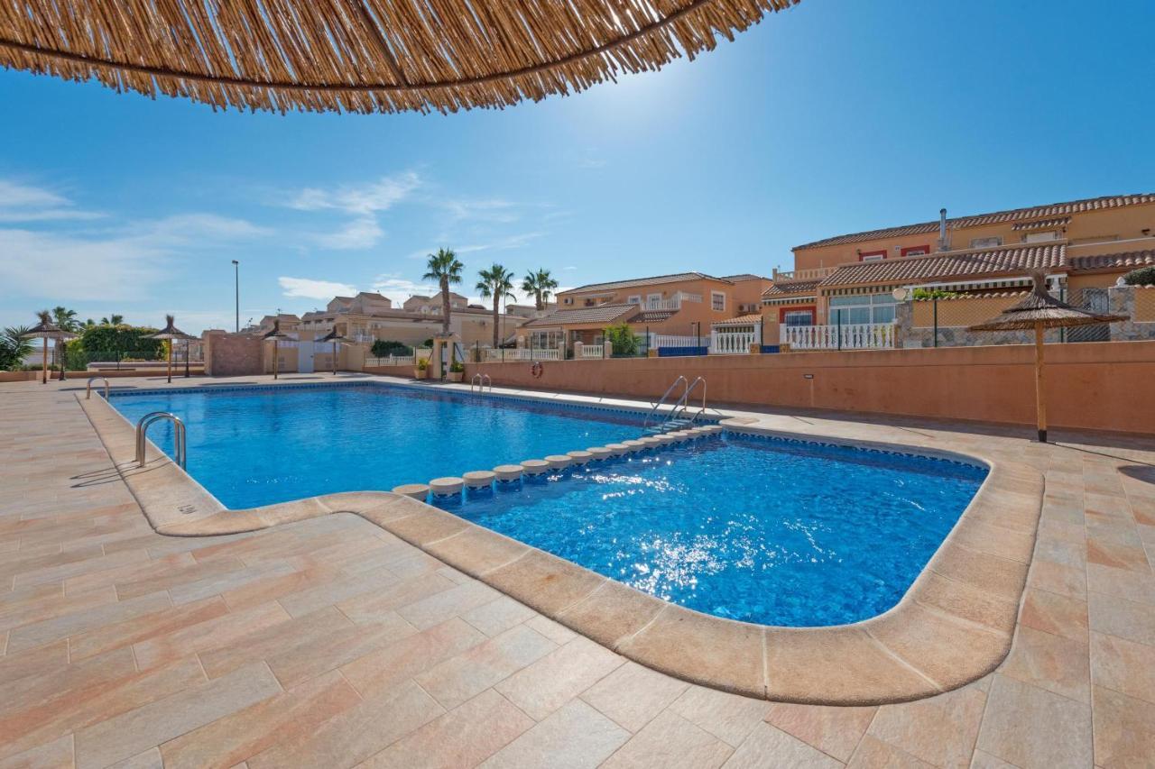 Casa Roncar Villa Torrevieja Exteriör bild